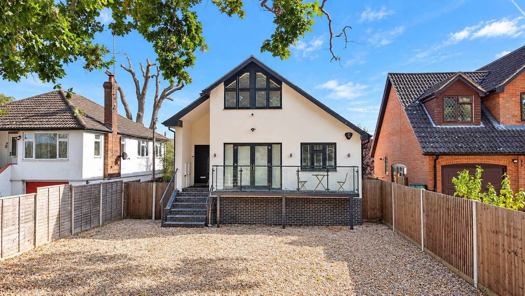 Mapledurham Drive, Purley On Thames